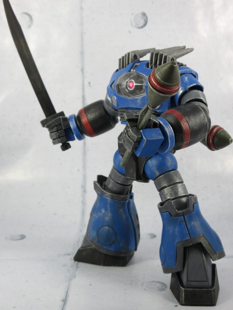 ヒート剣とシュツルムファウストを構えて