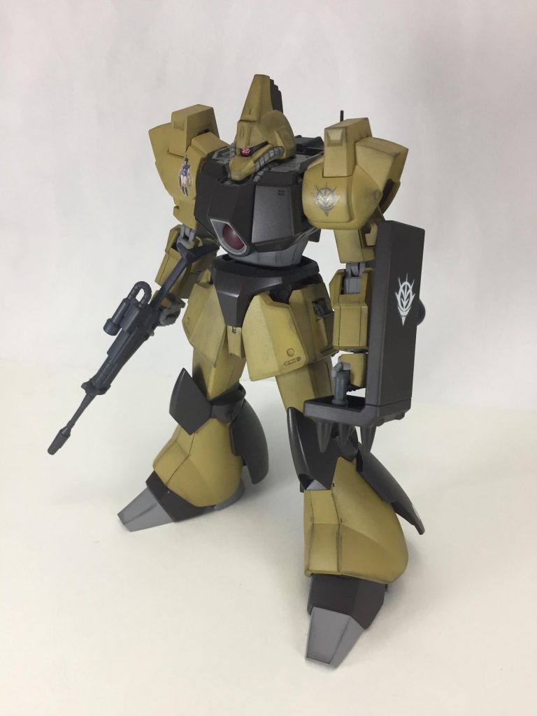 ちょっと装備変えて塗装するだけで残党軍感出ますねぇ