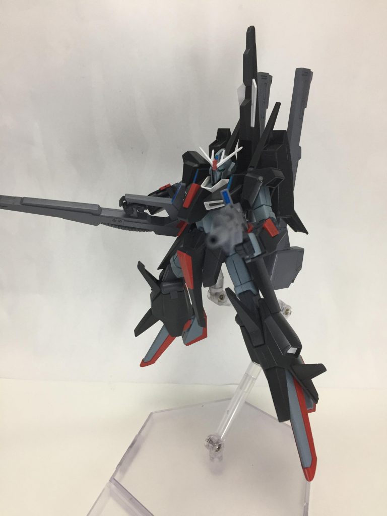 武器のデカさもあって迫力ありますね~