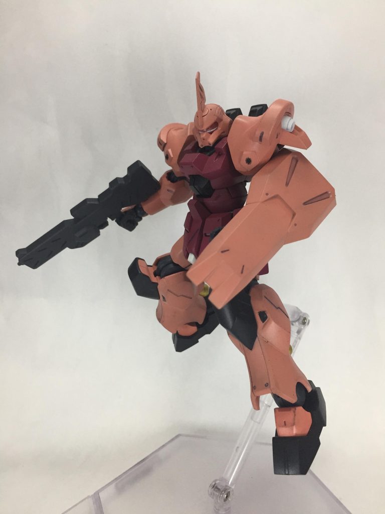 可動はよろしくないキットですが軽いポーズでも十分様になりますね