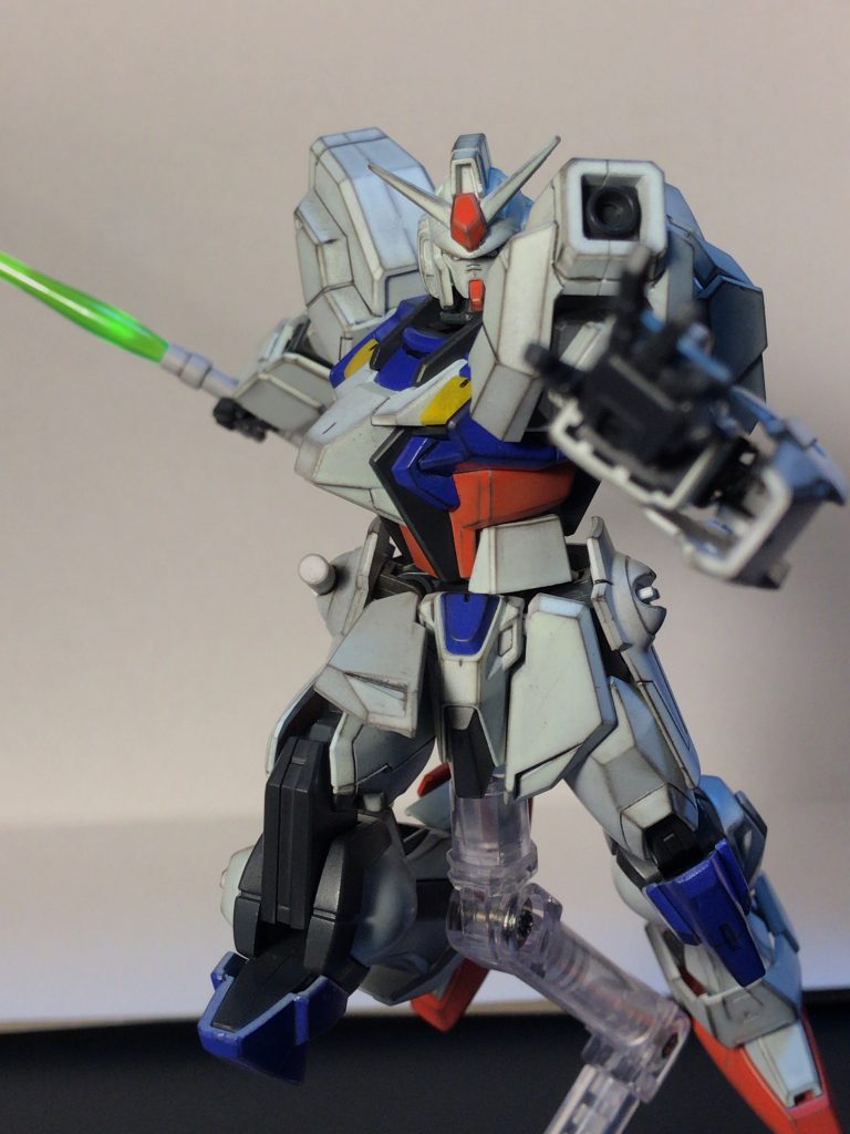 ガンダムノートレス–3枚目/制作者：弦鬼