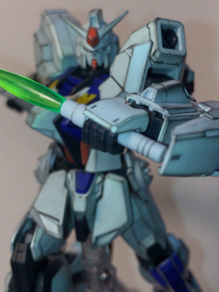 ガンダムノートレス–5枚目/制作者：弦鬼