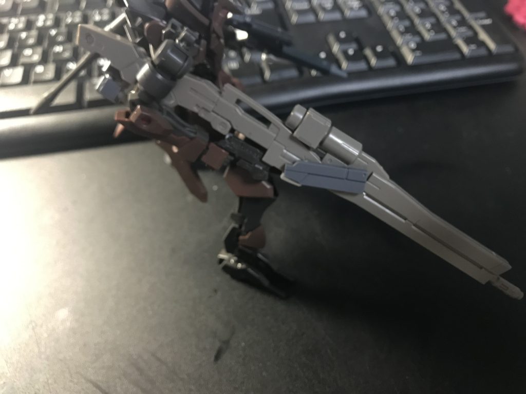 ハンドガンを合体させ完成