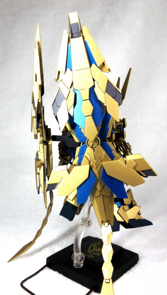 シールドはHGUCのもの
