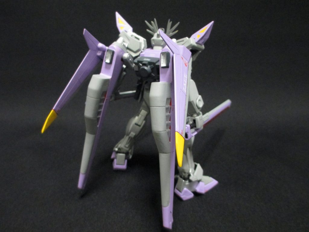 多少スラスター的なのを追加してます。