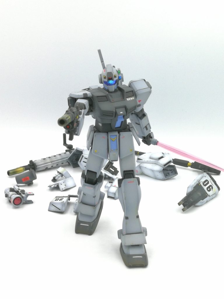 チョバムアーマーなので勿論パージすること出来、接近戦に対応します。