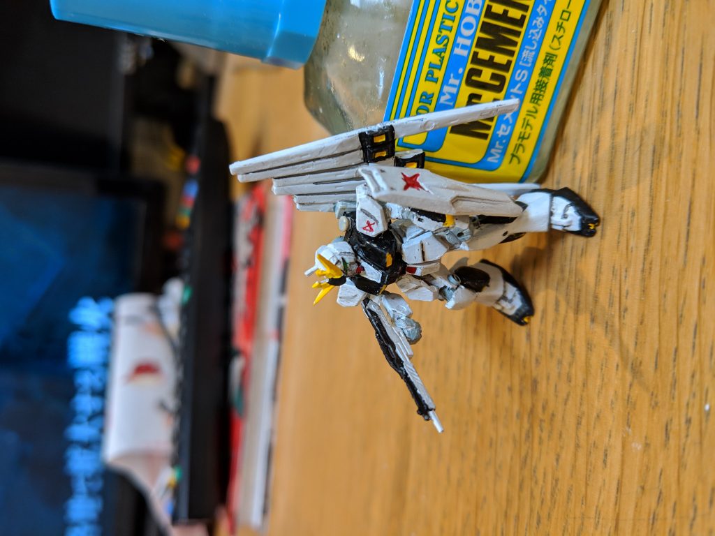 棒立ちはあんまりだったのでポーズをつけてみました