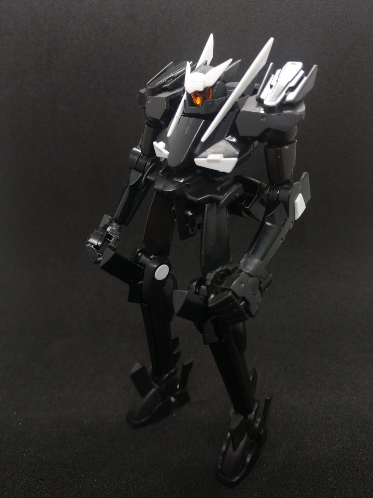 Shoulder pieces are from the Overflag gun and the clavicle blades are extended with pla-plate