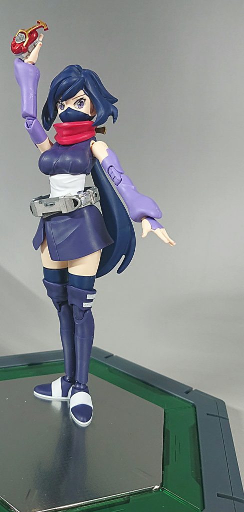 「私は選ばれた女…」
「変身…」