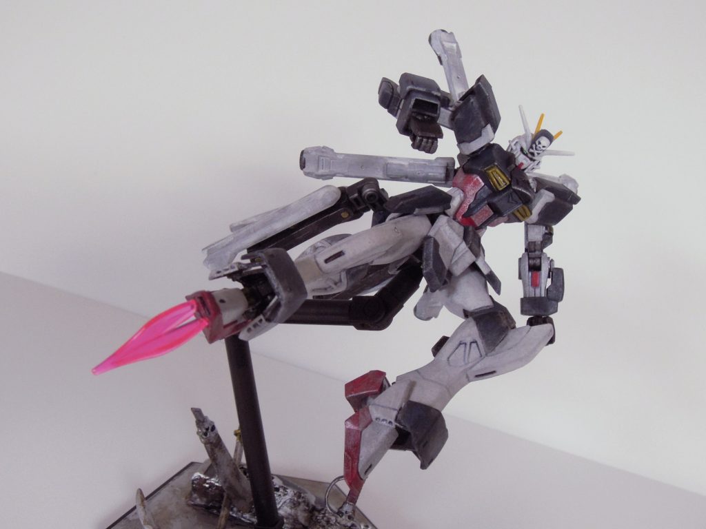 ブランドマーカーソール
ビーム発生機能を足裏に搭載。