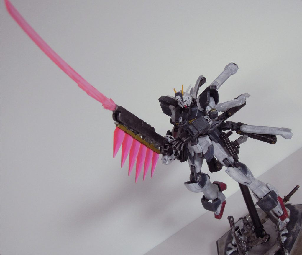 先端にも砲塔があり、ライフルやソードとしても使える。