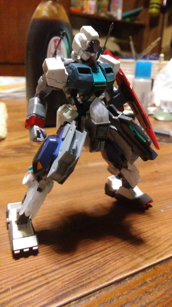 製作末期
ほとんど完成してます、この後塗装したのですがアンテナが行方不明となり急遽アンテナを新造しました(笑)
アンテナの新造に伴ってバックパックのアンテナは撤去されました。