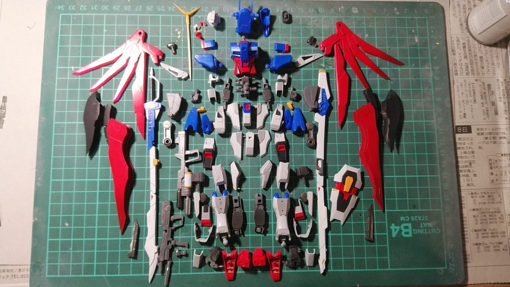 基本塗装が終わりました。これから細部色分けをしていきます。