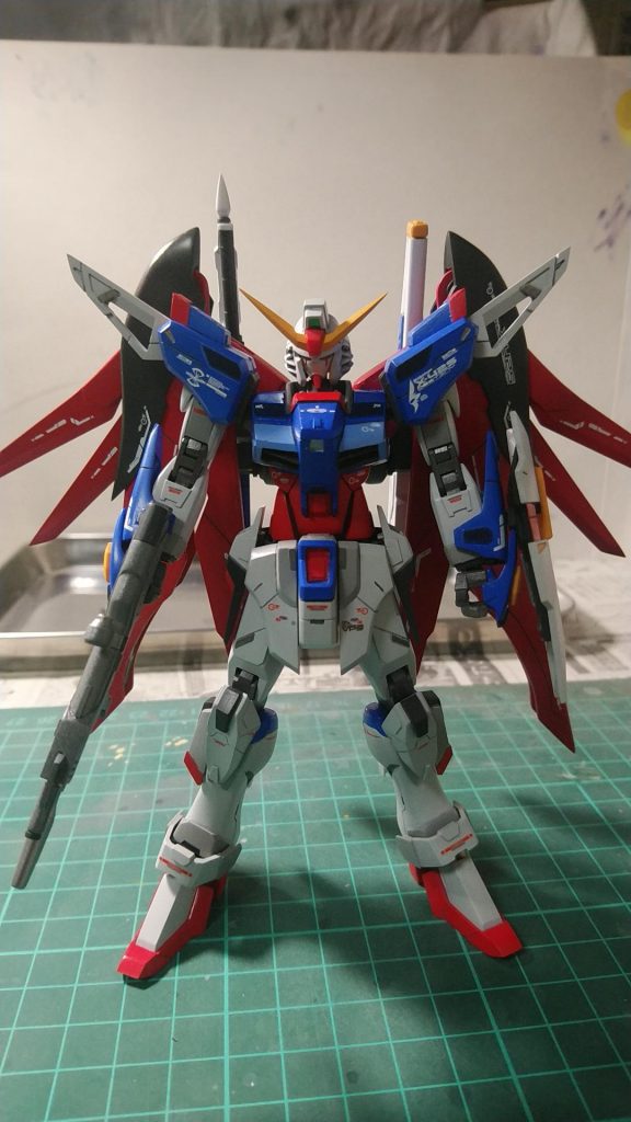 各部の延長、エッジ出し、大型化をしました。羽根は先端にクリアレッドでほんのりグラデーションを入れてます