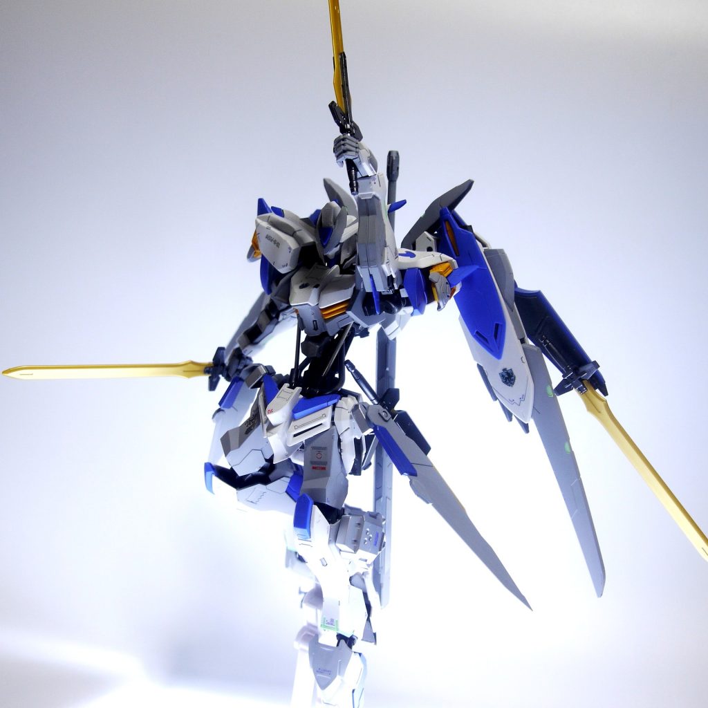 「バエルのもとに集え！」