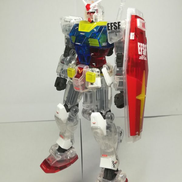 ハーフクリア　ガンダム