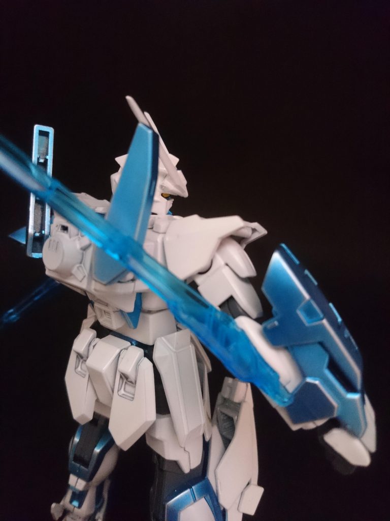 アウスブレード

アイディールGの主力武装
ビームを簡単に切り裂く事が出来る刃