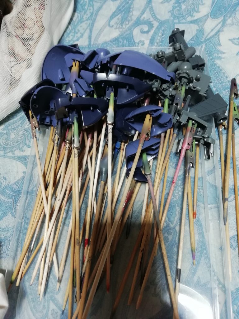 リックドムⅡ(ツヴァイ)ライトグリーンver–3枚目/制作者：新人メカニック