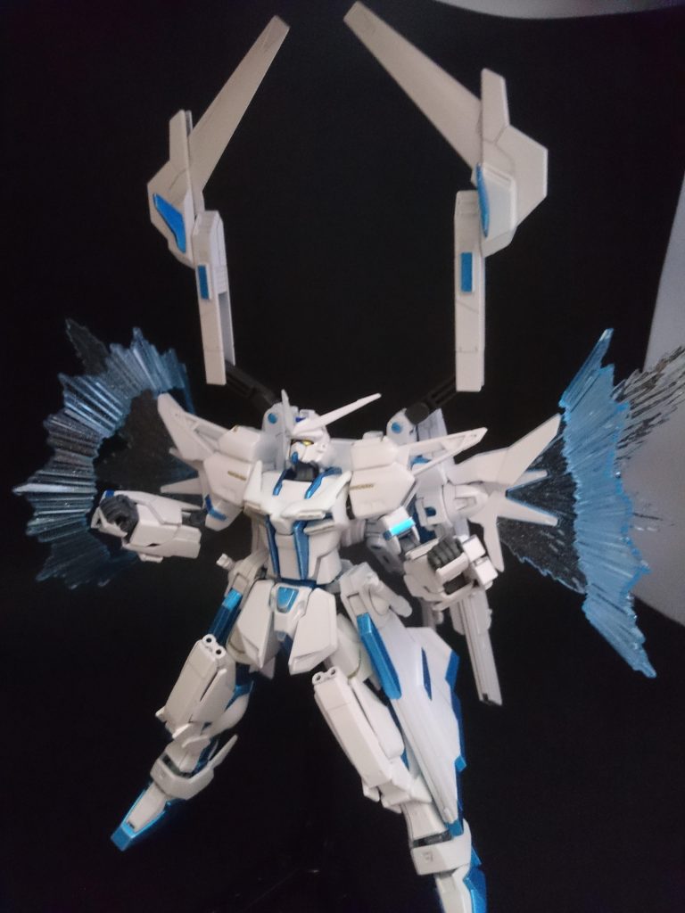 エグゼスアルフォースモード
ヴォワチュール・リュミエールシステムとインフィニティシステムを同じ発動させるモード
機体性能は大幅に向上するがトランザムシステム同様、時間制限もあり終わると暫く機体性能は下がる