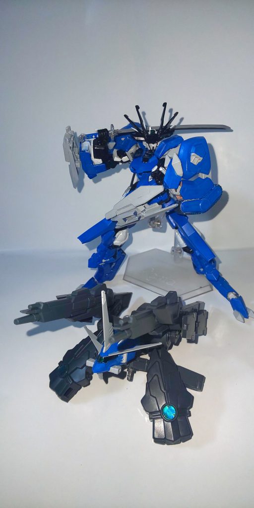 また、パージされたバックパックはエネルギーがまだ残っている場合は支援メカとしてサポートを行うことが出来る。