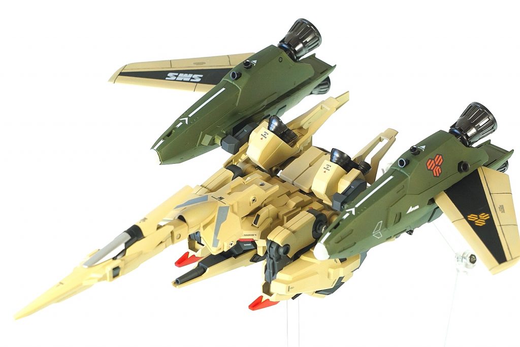 ファイター形態。スーパーパックのキットを使用してます。超ピーキー仕様のカワイコちゃんです。