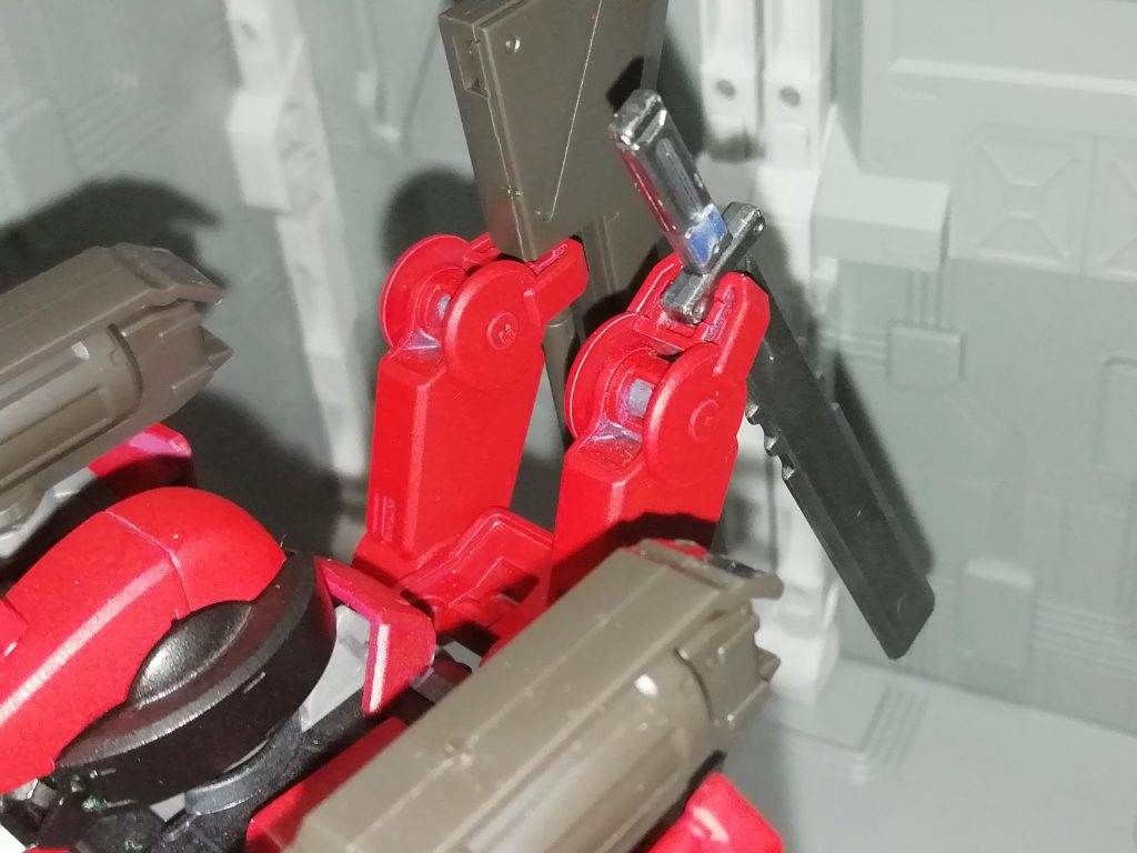 兵装マウント用のサブアーム。グレイズアインの物を転用