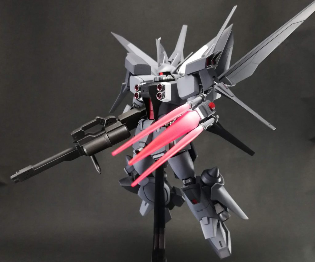 ビームサーベルを3本あわせればっ・・・!