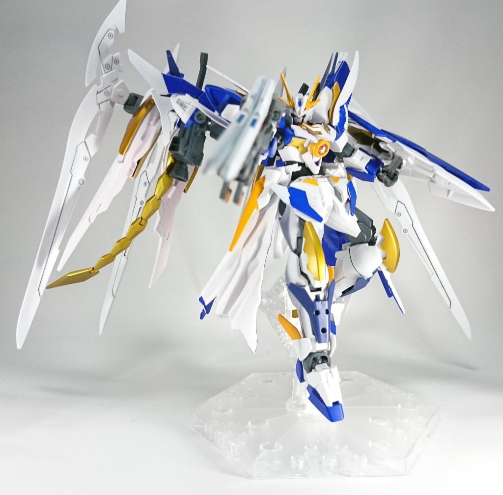 ツインバスターライフルフレア改
ベース機から流用した高火力射撃武装です。