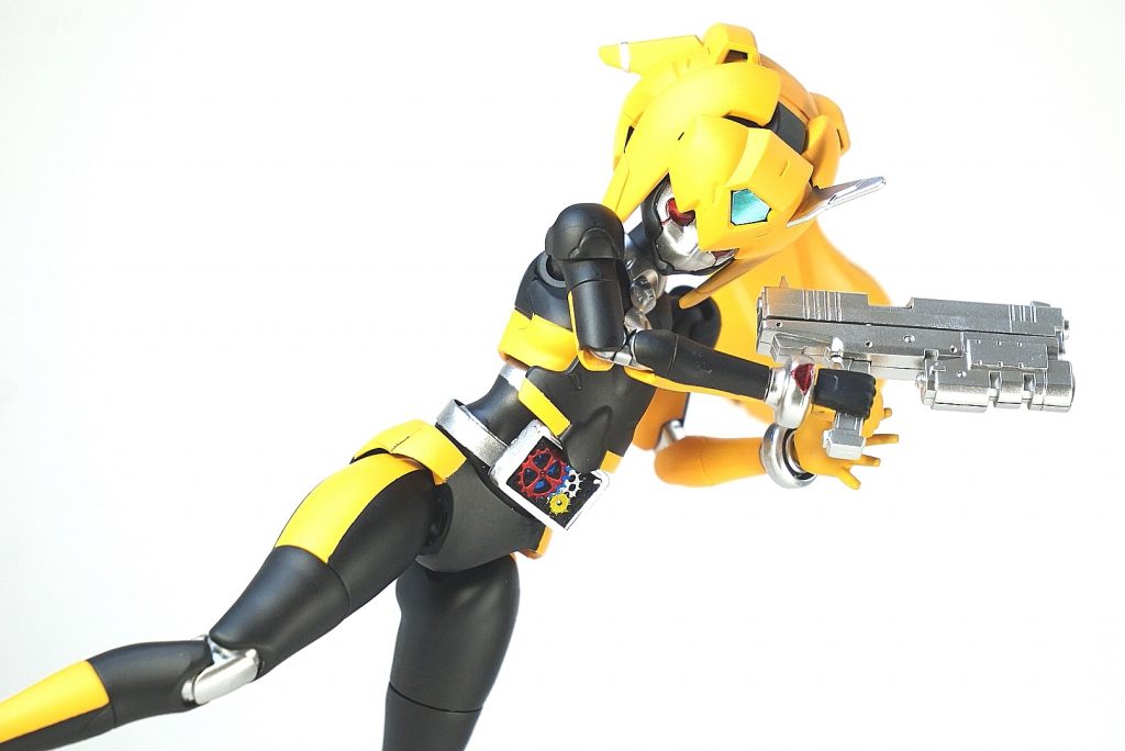 銃は市販のをそのまま使用しました。女の子だからちょいデカいほうがかわいいかと思いましたが、メチャクチャ大口径。