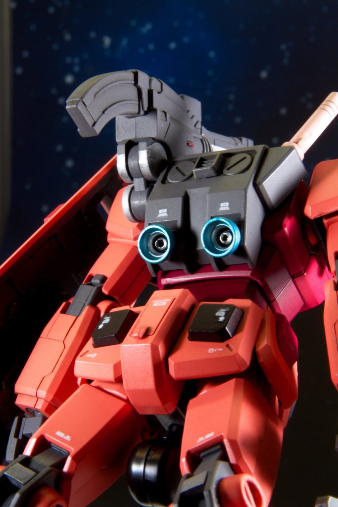 バーニアは純正をそのまま使用。内部の情報量が乏しい為、ダイソーの「つぶし玉」を埋め込み、それなりの噴射口に。お手軽ディティールです。