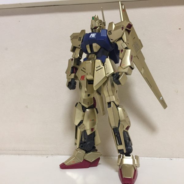 HGUCの百式(スプレー塗装)