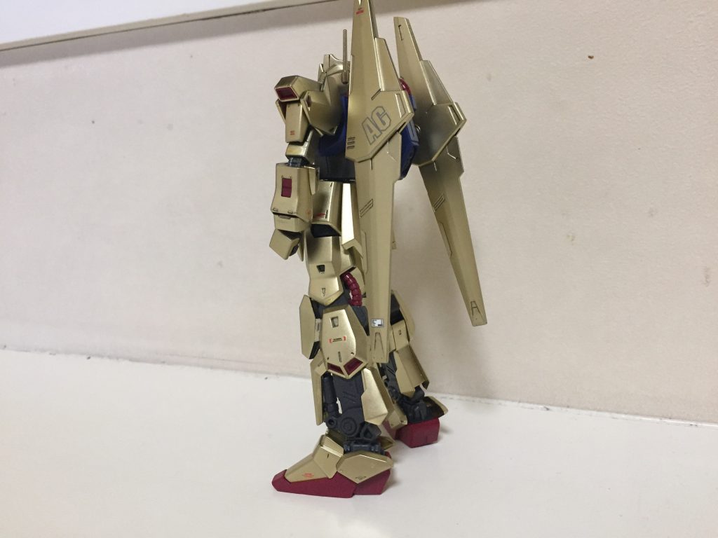 HGUCの百式(スプレー塗装)–2枚目/制作者：ひき肉カレー@BE5D