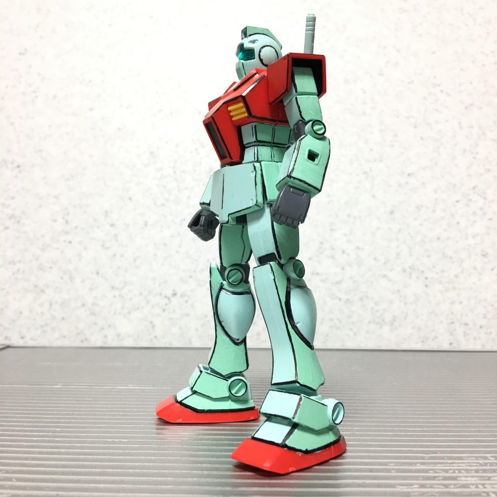 左方向から見た図。影色にはシタデルカラーを、輪郭線にはマッキーとコピックマーカー(ともに黒)を使いました。