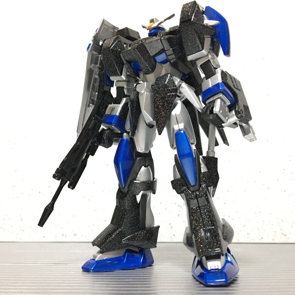 肉眼ではキラキラがもっと鮮やかなのですが、写真ではそれがなかなかうまく捉えることができませんでした。そこで動画を撮ってみました。（アトリエ コメットハートのツイッターへのリンクです）
[プリズムメイル動画](https://twitter.com/Undervillage_K/status/1118523491517513729?s=20)