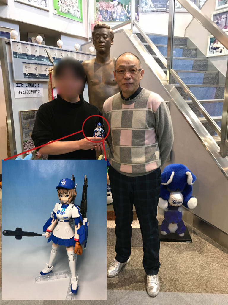 落合元監督との記念撮影!落合さんはガンダム・ガンプラがお好きで、ご自身の記念館にガンプラコーナーがあったり、監督時代にはご自身の背番号66がマーキングされたエクシアがバンダイからプレゼントされる等、ガンプラとご縁があるお方なのです!