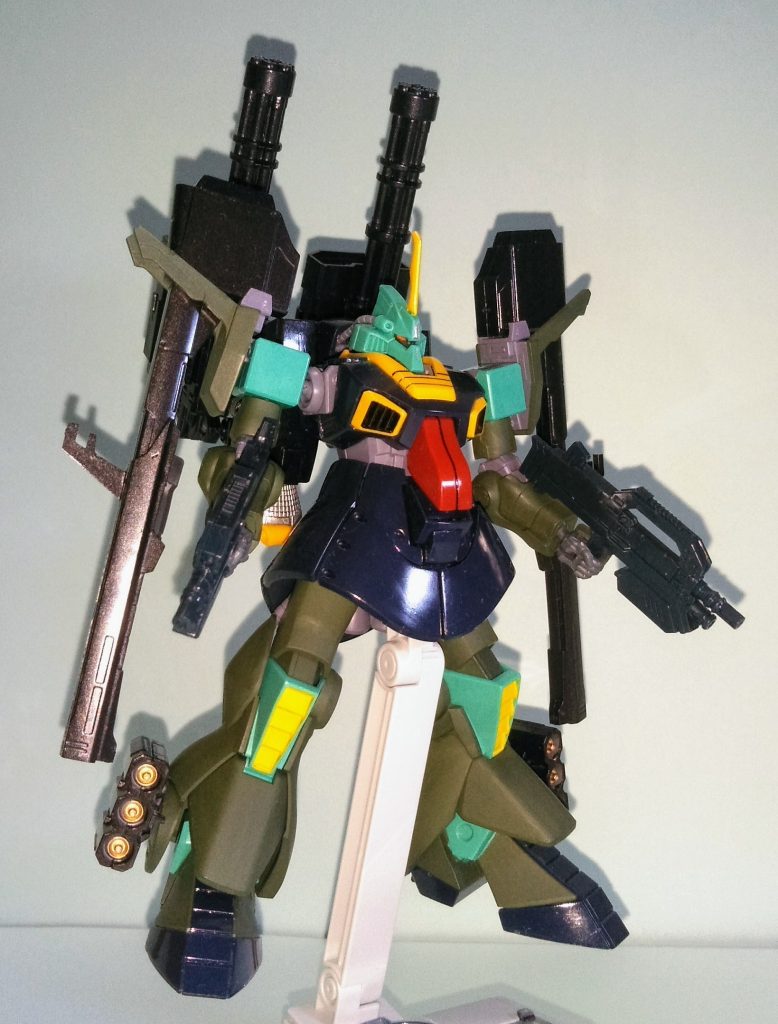 フルバーストポーズをやりたかったのですが、作成中に遊び過ぎてジョイントがユルくなったので諦めました