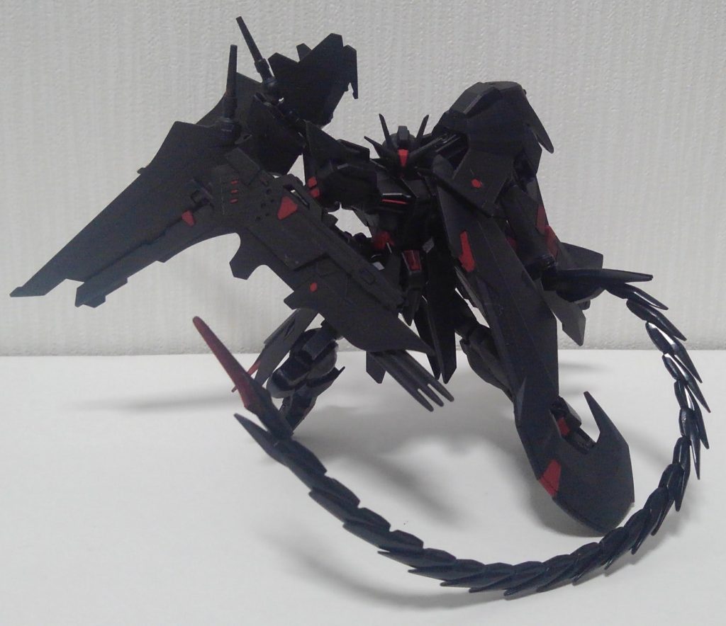 右手にはトリケロス改を、ミラコロ使える予定　笑　ギラギラーガからいただいたしっぽは鞭として使用できます。