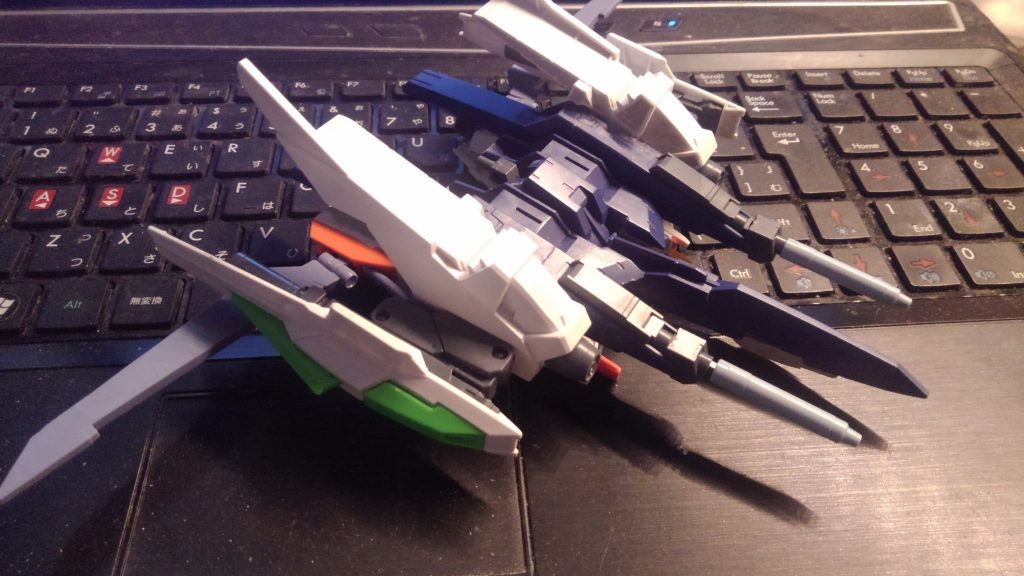 赤鳶ストライカーの塗装前です。