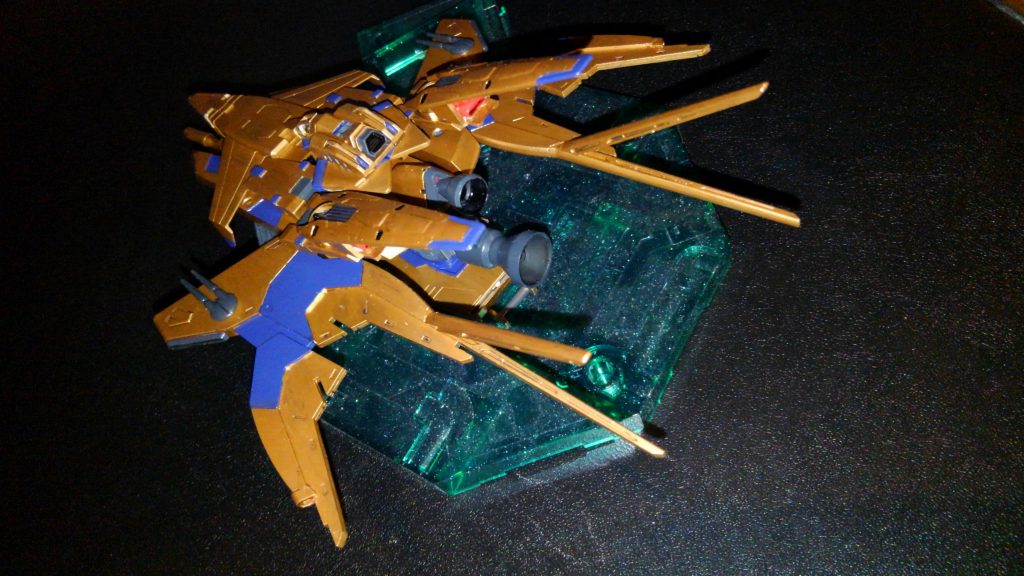 コアスプレンダーは先端ではなく上部に接続しています。
アニメ版ヴィマーナの玉座に合わせたつもりです(゜_゜;)