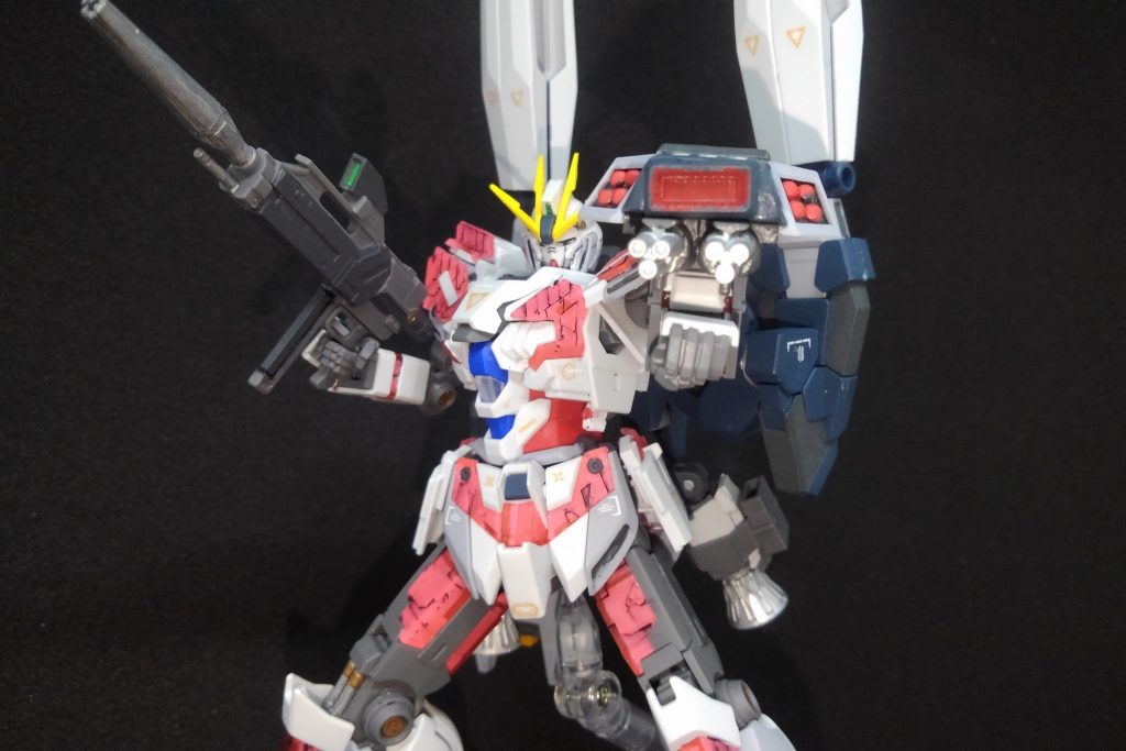 ミサイルシールドは椀部に装備可能