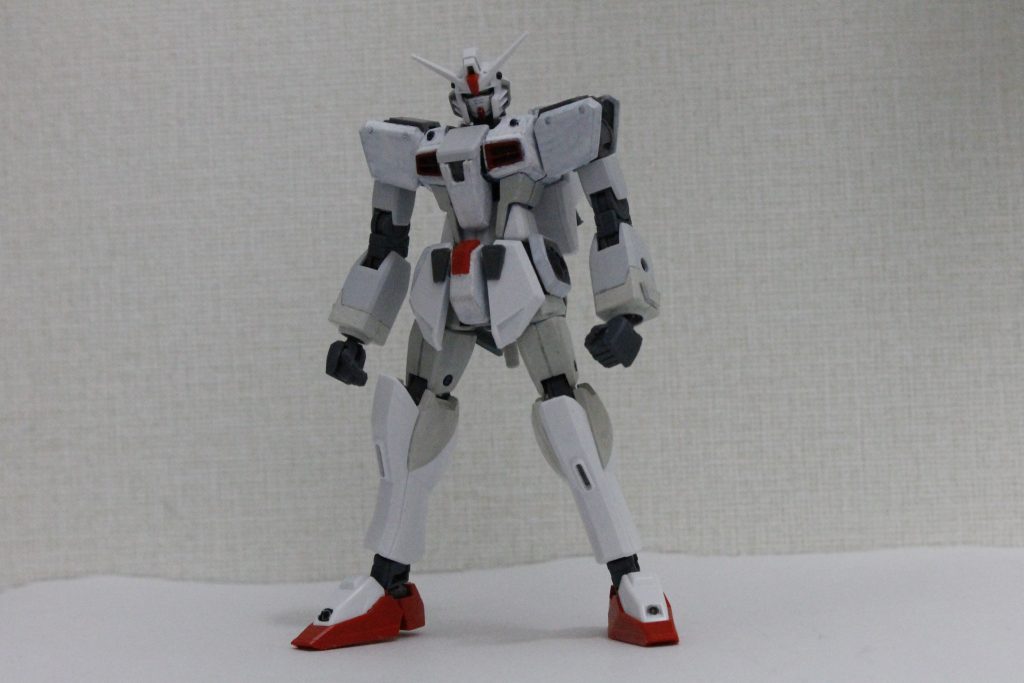 プロトオーガス本体。
急造品という設定のため、バランスが悪かったり装甲が無かったりしてます。