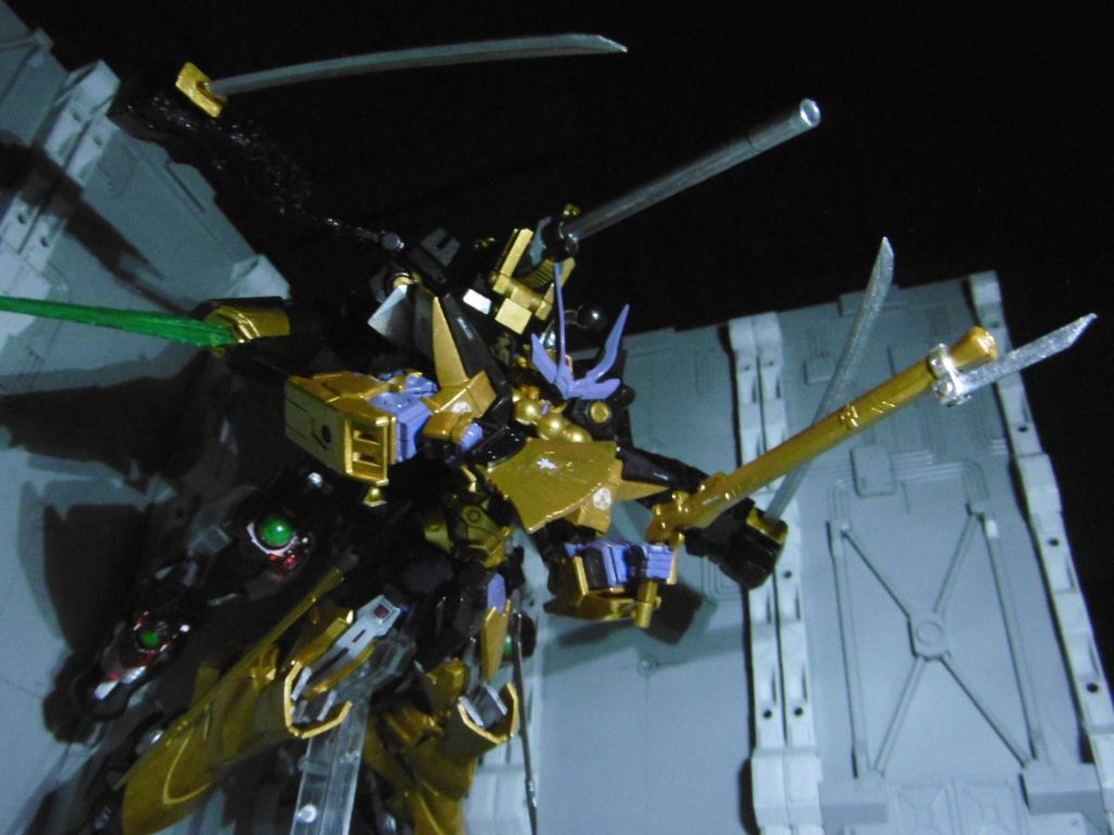 空中で移動する場合は【浮世】を併用するか、
地上ブーストダッシュからの跳躍滑空