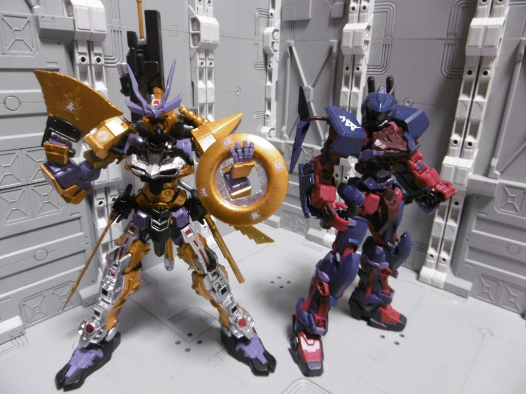 初公開が『銭極アストレイ頑駄無』『アストレイ ラセットフレーム リッパー』としての形でした。この2体の形式以外でガンスタさんにUPしている今月の作品は、全て未発表です。製作途中の公開もしていません。
この2体に対する実際の反応がどうだったかは、ご想像にお任せします。