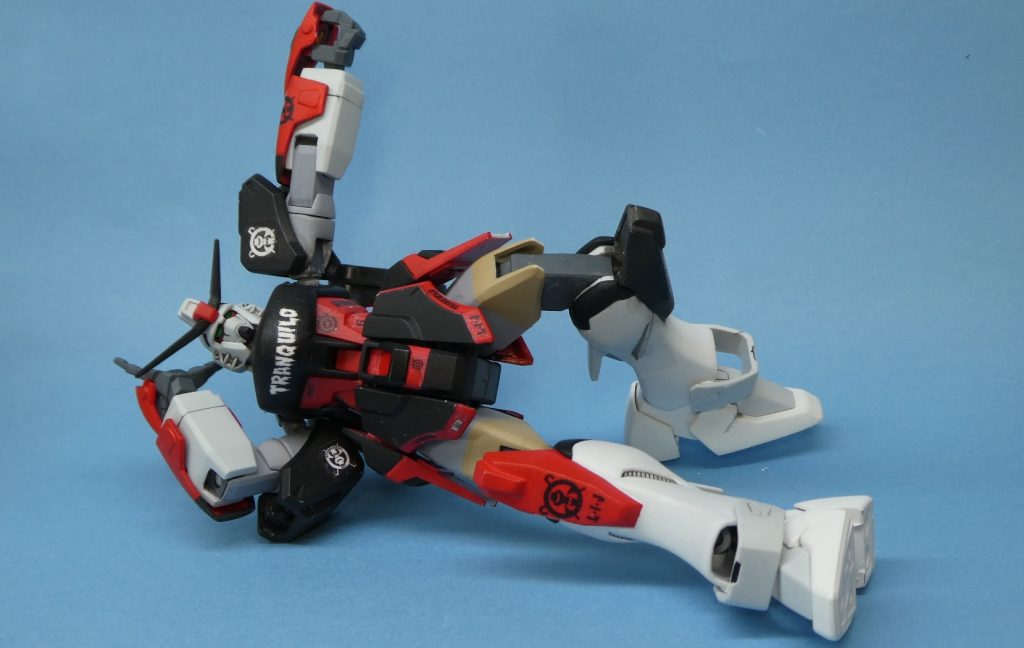 寝っ転がる。このキットではこれが精いっぱい。トランキーロ。改造するほどのウデはないです。ぺルドン。