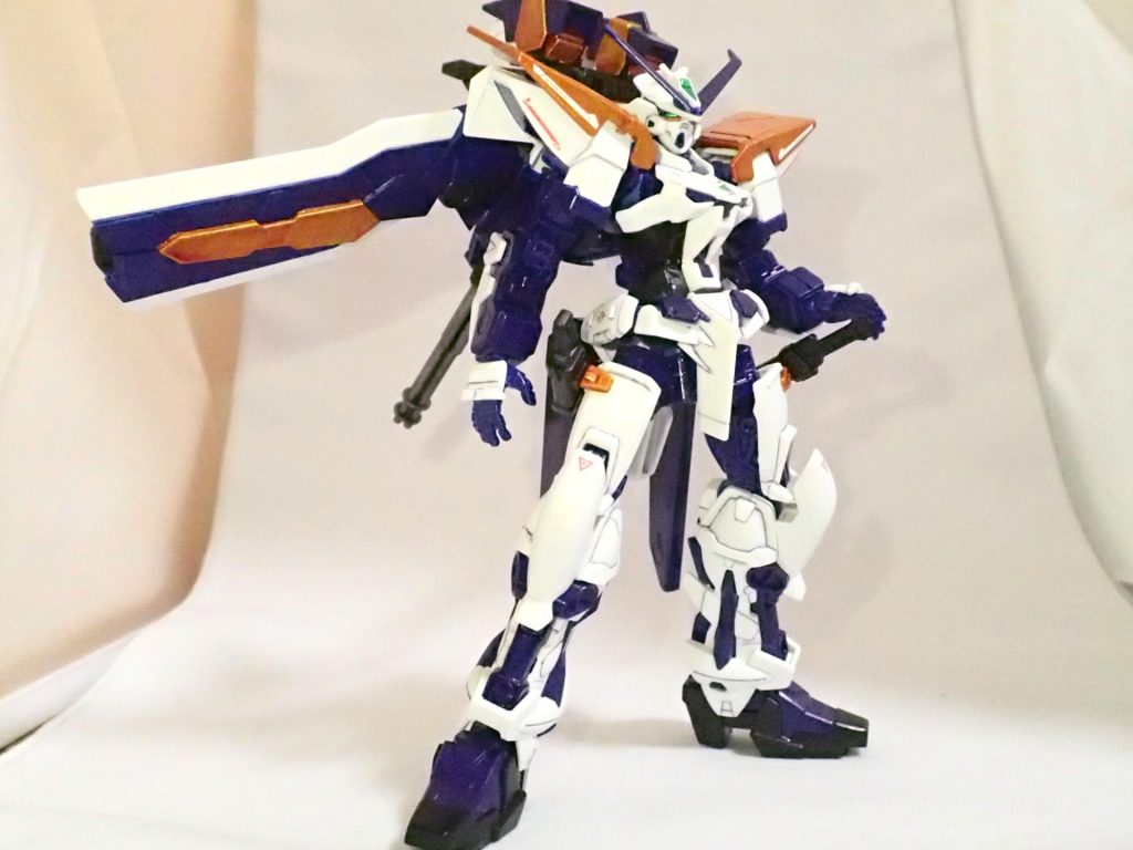 元キットの真ん中に縮こまった様に見えていたのですが、
上手く自分好みの体系に仕上げることが出来たと思います。
何とかSEEDコンに間に合って良かったです!