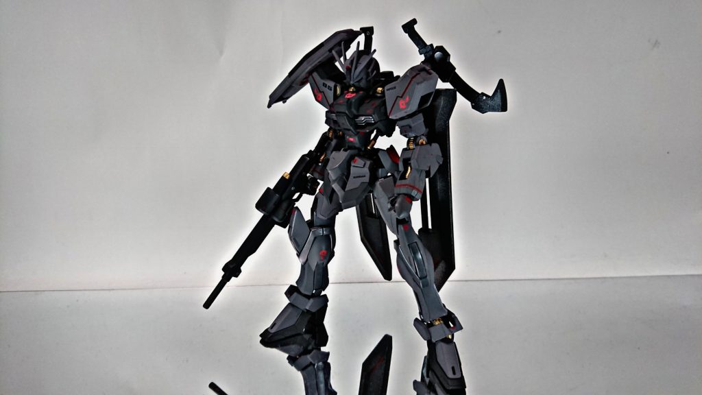 *『近距離戦闘型』*
『軽装戦闘型』よりもさらに近距離を得意とする。