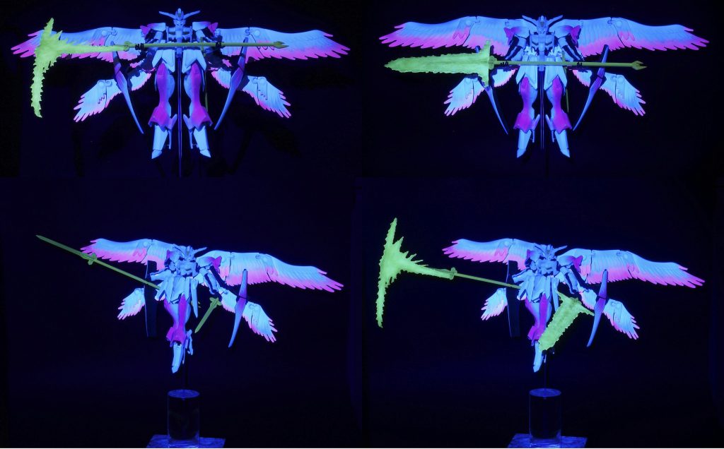 *◆塗装*
本体の塗装は
①白地にガイアの蛍光ピンクでグラデーション。
②境界線周辺に蛍光ホワイト
 (造形村蛍光ホワイトパウダー+普通の白)で蛇紋塗装。
③そこから白い部分を蛍光ホワイトで。
④全体にメタリックにしたかったので雲母同本舗のMGパール白で
 コートしたけど超微粒子で高品質過ぎてメタリック感じゃなくて
 ガチの真珠調になりました。
⑤そこで粒子が粗すぎて使い物にならん!と放置していた
 クレオスダイヤモンドシルバーで追加コートしてやると
 下品(褒め言葉)にメタリック感が出ました。