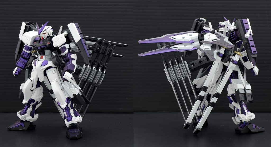 背部に刀×2、ソード×4、腰部にアーマーシュナイダー×2を装備しています。肩にバインダーシールド、ウイングを追加しました。