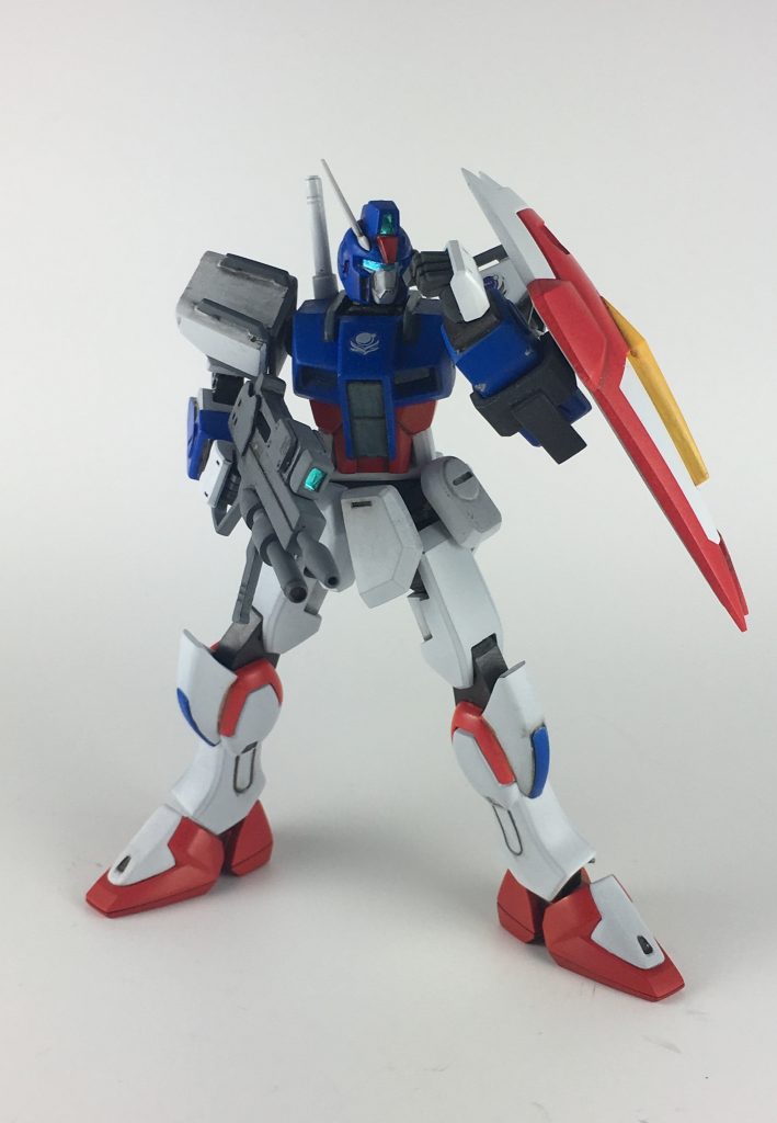 デカールはストライクガンダムのものを使用しています。