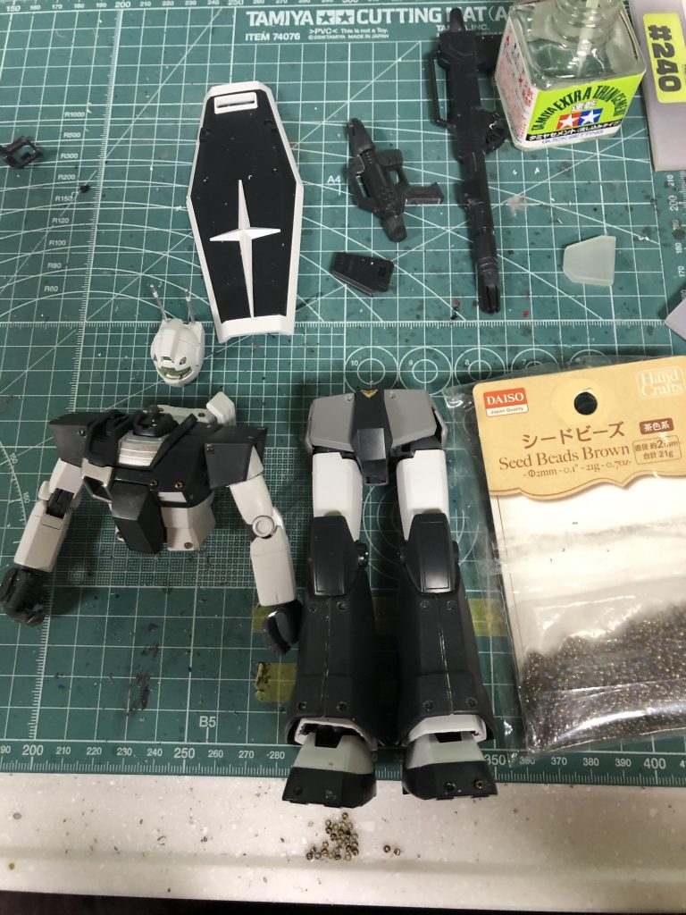 ダイソーのビーズ　埋込